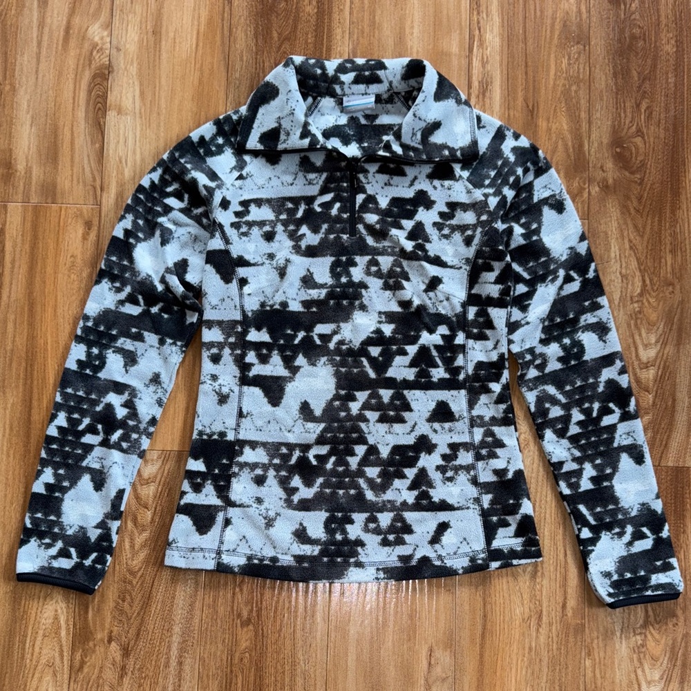 Columbia Patterned Half Zip Up